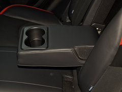 2017款 1.6L 手动爵士版