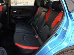 2017款 1.6L 手动爵士版