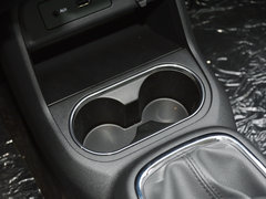 2017款 1.6L 手动潮悦型