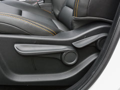 2017款 1.6L 手动潮悦型