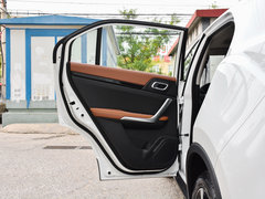 2017款 1.6L 手动潮悦型