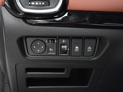 2017款 1.6L 手动潮悦型