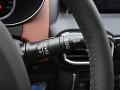 2017款 1.6L 手动潮悦型