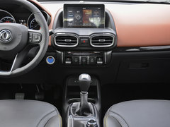 2017款 1.6L 手动潮悦型