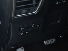 2017款 300h 全驱 F SPORT
