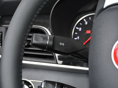 2017款 1.5T 自动智联精英型 7座