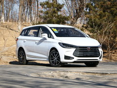 2017款 1.5T 手动智联豪华型 7座