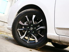 2017款 1.5T 7座自动舒适型