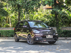 2017款 1.5T 7座自动旗舰型