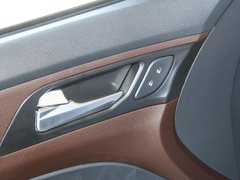 2017款 1.5T 7座自动旗舰型