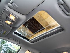2017款 1.5T 7座自动旗舰型