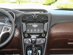 2017款 1.5T 7座自动旗舰型