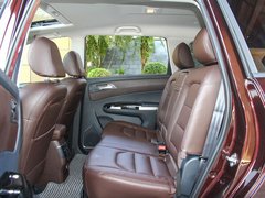 2017款 1.5T 7座自动旗舰型