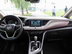 2018款 18T 6座尊贵型