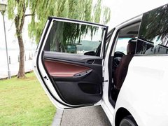 2018款 18T 6座尊贵型