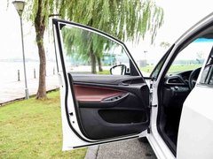 2018款 18T 6座尊贵型