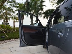 2018款 18T 6座尊贵型
