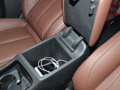 2018款 18T 6座尊贵型