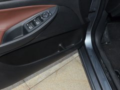 2018款 18T 6座尊贵型