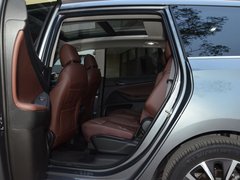 2018款 18T 6座尊贵型