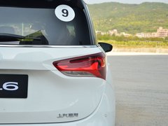 2018款 18T 6座尊贵型