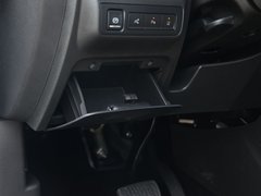 2018款 18T 6座尊贵型