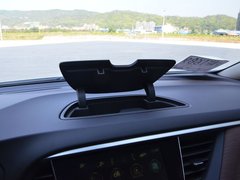 2018款 18T 6座尊贵型
