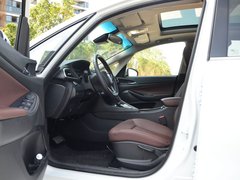 2018款 18T 6座尊贵型
