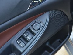 2018款 18T 6座尊贵型