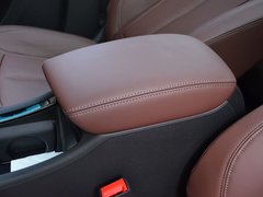 2018款 18T 6座尊贵型