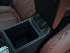 2018款 18T 6座尊贵型