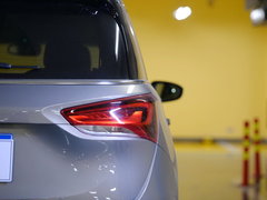 2018款 18T 6座尊贵型