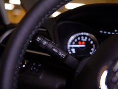 2018款 18T 6座尊贵型