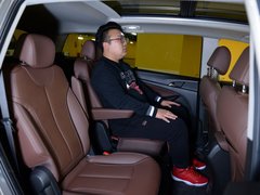 2018款 18T 6座尊贵型