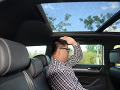 2018款 380TSI 两驱R-line版