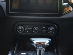 2017款 1.5T 自动尊贵型