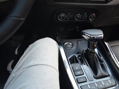 2017款 1.5T 自动尊贵型