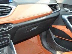 2017款 1.5L 自动豪华型