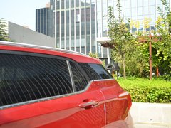 2017款 1.5L 自动豪华型