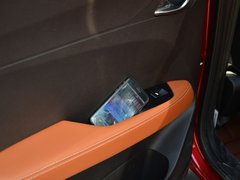 2017款 1.5L 自动豪华型
