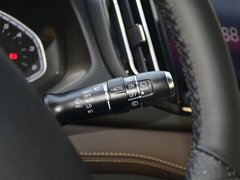 2018款 1.5T 自动豪华版