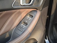 2018款 1.5T 自动豪华版