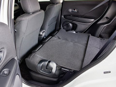 2018款 1.5L CVT两驱科技精英型