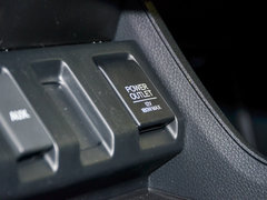 2018款 1.5L CVT两驱科技精英型