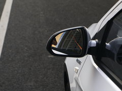 2017款 1.5L 自动时尚型