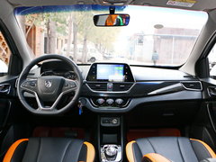 2017款 1.5L 自动豪华型