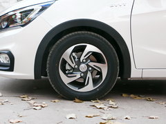 2017款 1.5L 自动豪华型