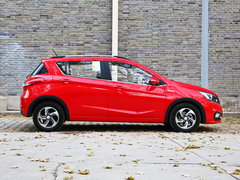 2017款 1.5L 自动豪华型