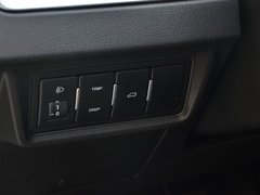 2018款 1.5L 自动幸福版