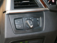 2018款 330Li xDrive 豪华套装